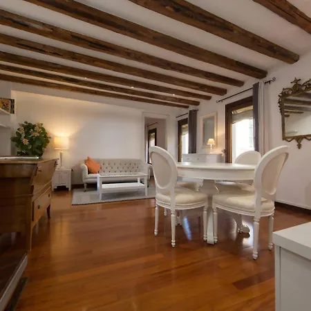 Terrazza Fenice Lägenhet *